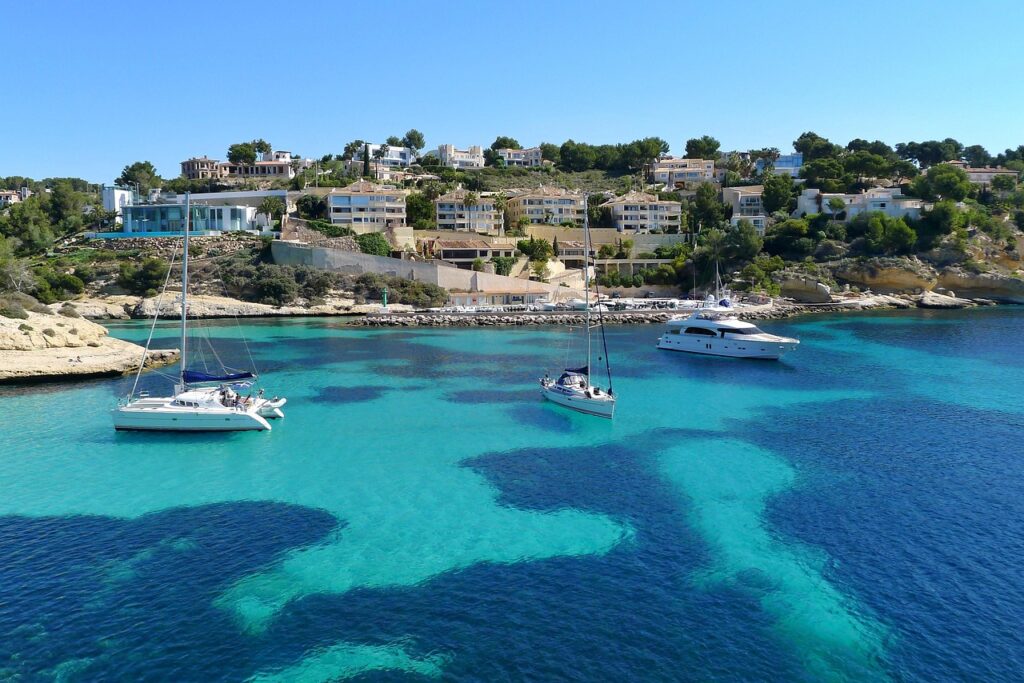 sea, bay, nature, boats, anchorage, blue, summer, color contrast, mallorca